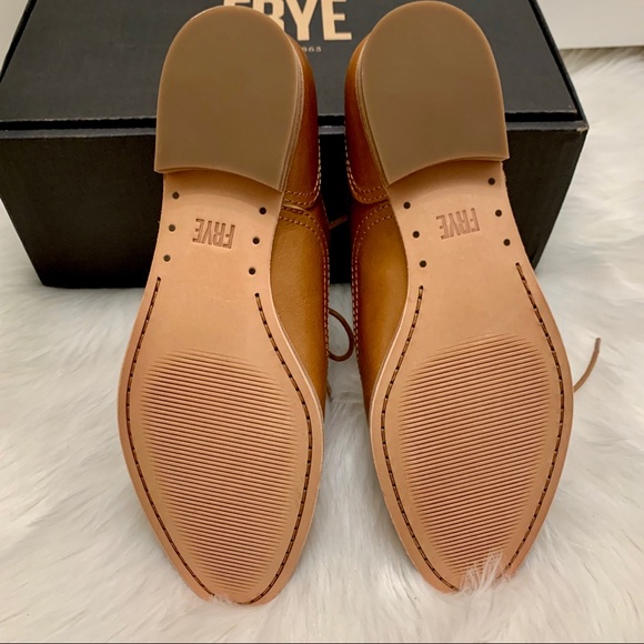 Frye Grace CVO Oxford Flat Tobacco - Picture 12 of 14